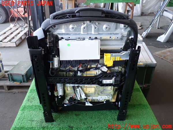 2UPJ-9234087035]BMW 320d(8C20)(F30)運転席シート (Mスポーツ) 中古_5