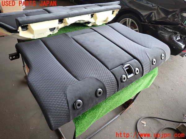 2UPJ-9234087385]BMW 320d(8C20)(F30)リアシート 中古_2