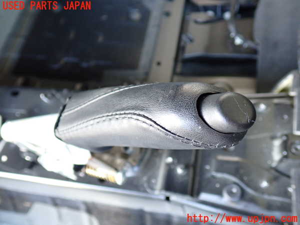 2UPJ-9234087550]BMW 320d(8C20)(F30)サイドブレーキレバー 中古_2