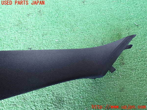 2UPJ-9234087660]BMW 320d(8C20)(F30)左フロントピラートリム 中古_2