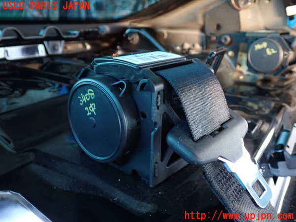 2UPJ-9234087135]BMW 320d(8C20)(F30)真中2列目シートベルト 中古_2