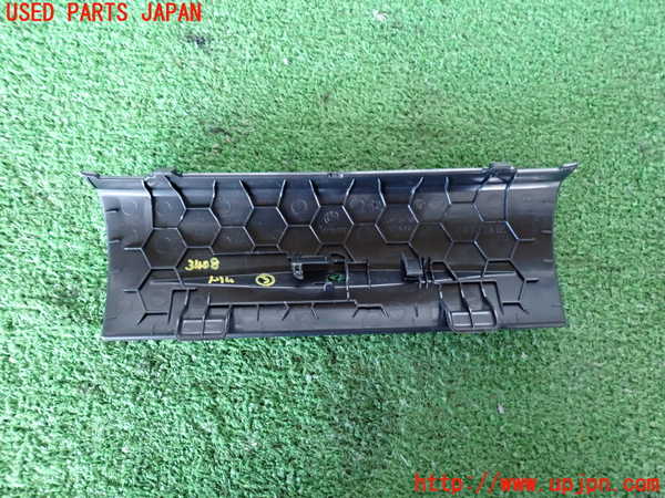 2UPJ-9234087693]BMW 320d(8C20)(F30)内装トリム類3 中古_2
