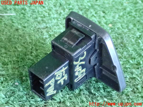 2UPJ-9234096240]フィアット・500(31212)右パワーウィンドウスイッチ 中古_2