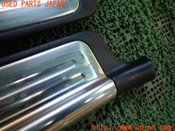 3UPJ=9234100616]ロードスター YSリミテッド(NB6C)後期 純正 NC10 68 710・NC 68 720 スカッフプレート 中古_4