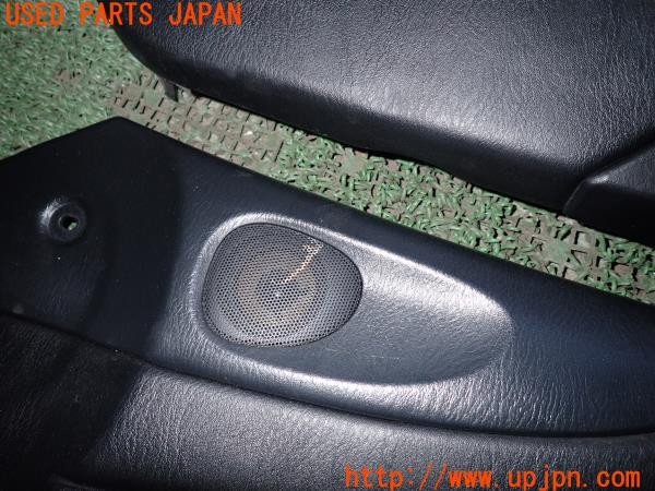 3UPJ=9234100637]ロードスター YSリミテッド(NB6C)後期 純正 N073 450 02 N073 420 02 ドア内張り 中古_3