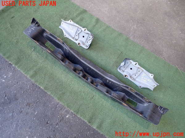 2UPJ-9234101014]ロードスター(NB6C)フロントバンパーホースメント 中古_3