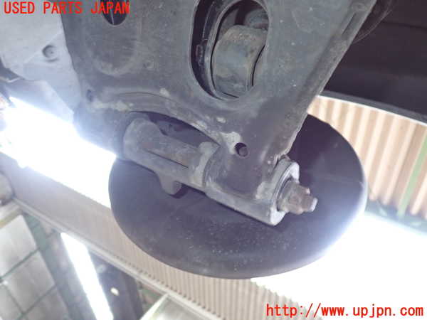 2UPJ-9234104300]ロードスター(NB6C)右リアナックルハブ 中古_2