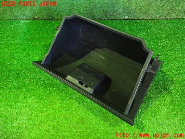2UPJ-9234107516]ロードスター(NB6C)グローブボックス1 中古_2