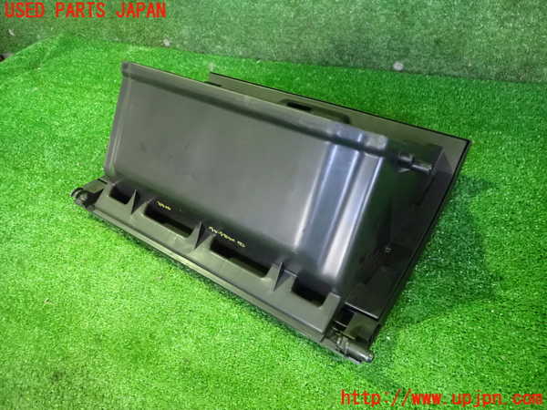 2UPJ-9234107516]ロードスター(NB6C)グローブボックス1 中古_3