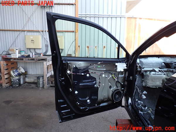 2UPJ-9234111260]カローラ クロス ハイブリッド(ZVG16)左前ドア ジャンク AGC M2H4 43R-00034_5