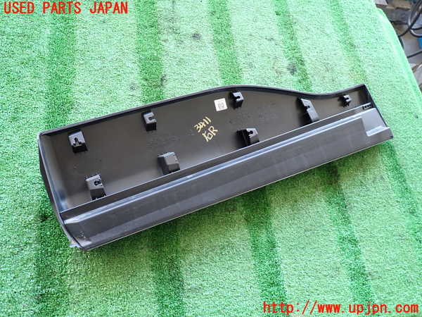 2UPJ-9234111292]カローラ クロス ハイブリッド(ZVG16)右後ドアパネル 中古_3