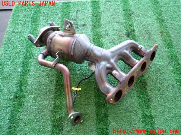 2UPJ-9234112041]カローラ クロス ハイブリッド(ZVG16)エキマニ1 触媒 マニバーター　中古_3
