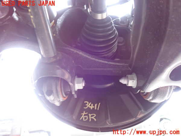 2UPJ-9234114300]カローラ クロス ハイブリッド(ZVG16)右リアナックルハブ 中古_2