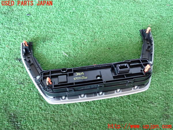 2UPJ-9234116066]カローラ クロス ハイブリッド(ZVG16)エアコンスイッチ1 中古_3