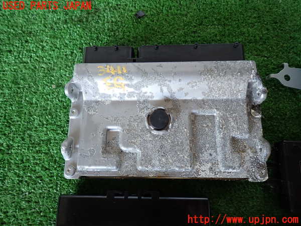 2UPJ-9234116110]カローラ クロス ハイブリッド(ZVG16)エンジンコンピューター 中古_2