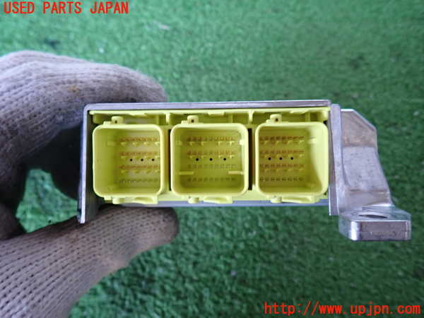 2UPJ-9234116145]カローラ クロス ハイブリッド(ZVG16)エアバッグコンピューター 中古_2