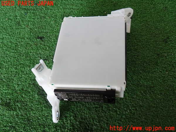 2UPJ-9234116741]カローラ クロス ハイブリッド(ZVG16)ヒューズボックス1 中古_3