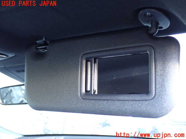 2UPJ-9234117625]カローラ クロス ハイブリッド(ZVG16)室内サンバイザー右側 中古_3