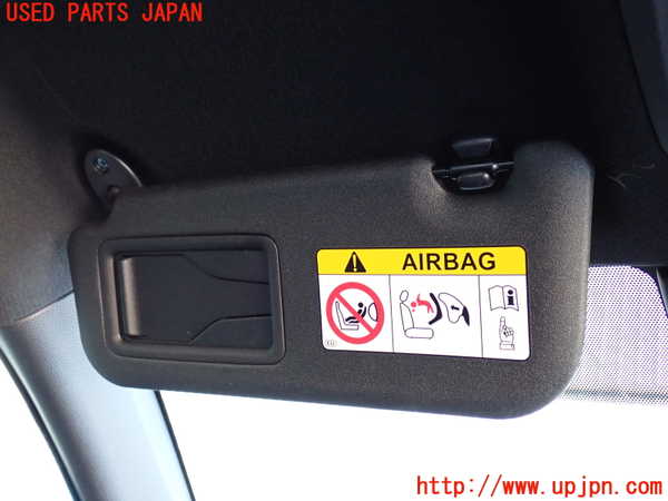 2UPJ-9234117630]カローラ クロス ハイブリッド(ZVG16)室内サンバイザー左側 中古_2