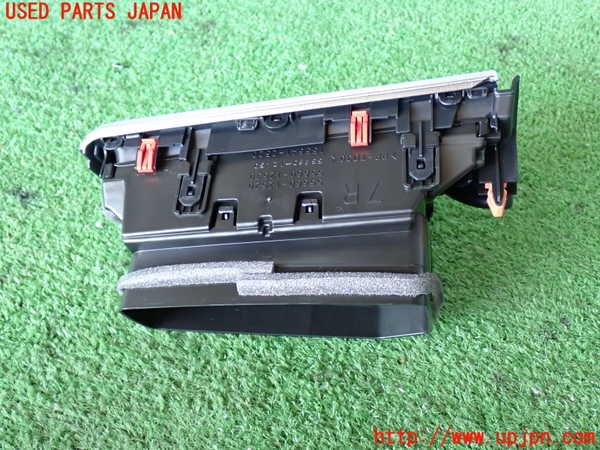 2UPJ-9234117527]カローラ クロス ハイブリッド(ZVG16)エアコン吹き出し口2 中古_2