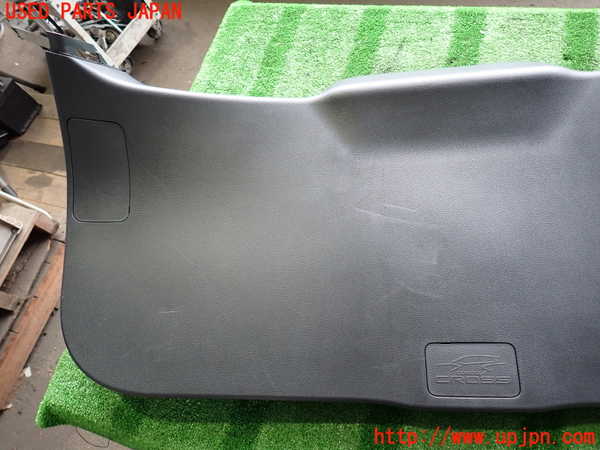 2UPJ-9234111578]カローラ クロス ハイブリッド(ZVG16)バックドア内張り 中古_2
