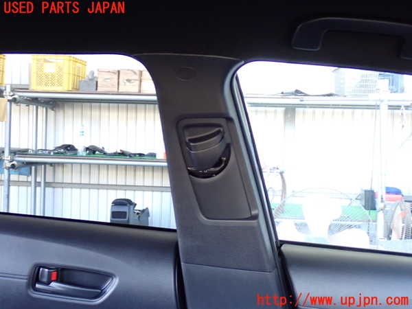 2UPJ-9234117670]カローラ クロス ハイブリッド(ZVG16)左センターピラートリム 中古_2