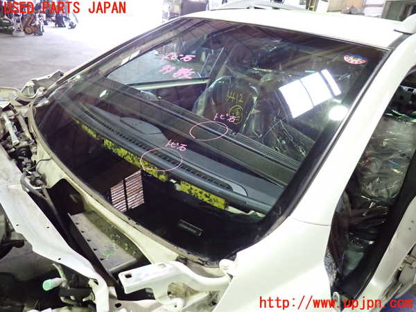 1UPJ-9234121195]シボレー・キャプティバ(型式不明)フロントガラス 中古_3