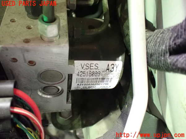 1UPJ-9234124040]シボレー・キャプティバ(型式不明)ABSアクチュエーター 中古_2