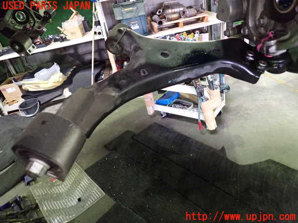 1UPJ-9234124290]シボレー・キャプティバ(型式不明)右フロントナックルハブ 中古_3