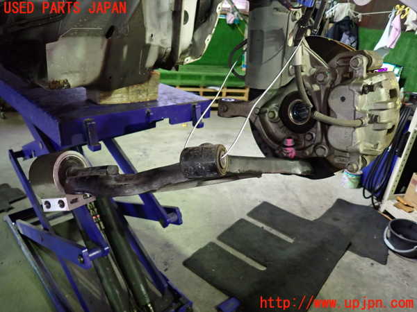 1UPJ-9234124295]シボレー・キャプティバ(型式不明)左フロントナックルハブ 中古_2