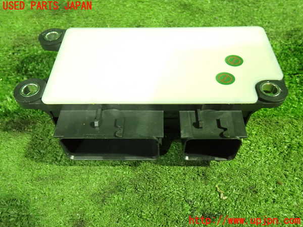 1UPJ-9234126145]シボレー・キャプティバ(型式不明)エアバッグコンピューター 中古_2