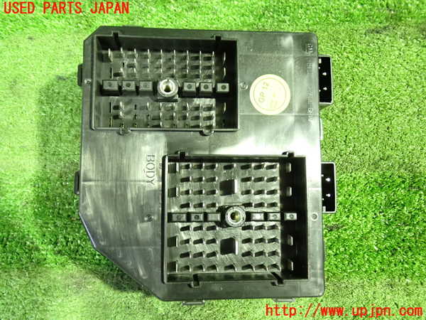 1UPJ-9234126741]シボレー・キャプティバ(型式不明)ヒューズボックス1 中古_2