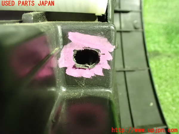 1UPJ-9234127516]シボレー・キャプティバ(型式不明)グローブボックス1 中古_5