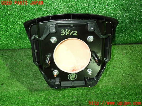 1UPJ-9234127865]シボレー・キャプティバ(型式不明)運転席側エアバッグカバー 中古_2