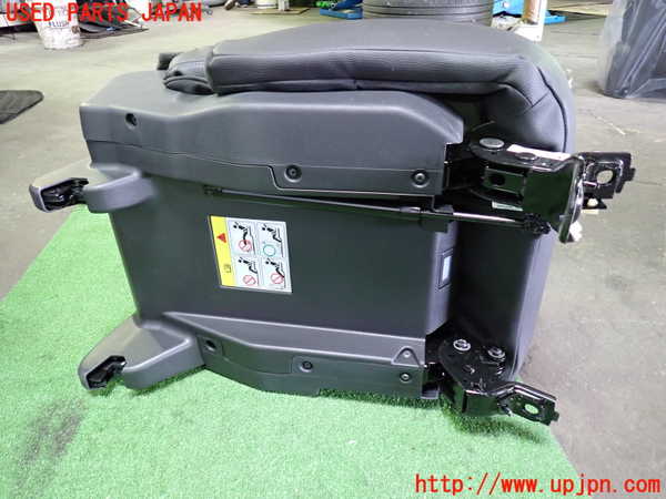 1UPJ-9234127145]シボレー・キャプティバ(型式不明)右2列目シート 中古_5