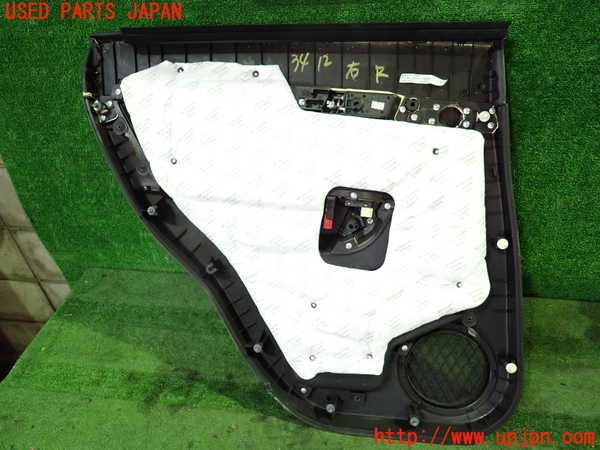 1UPJ-9234121294]シボレー・キャプティバ(型式不明)右後ドア内張り 中古_4