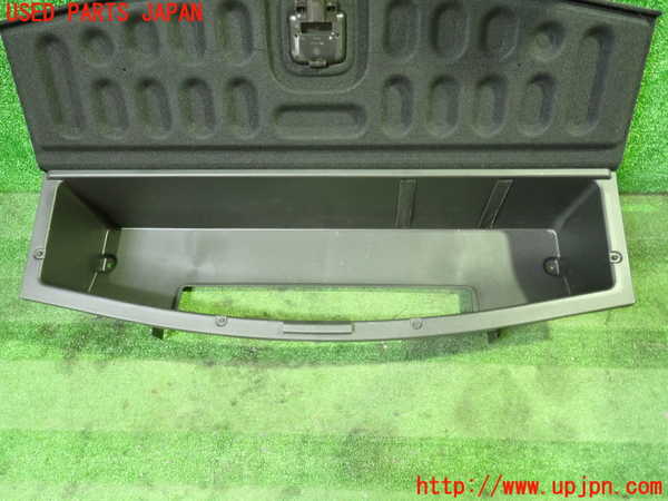 1UPJ-9234127771]シボレー・キャプティバ(型式不明)ラゲッジトレイ1 中古_2