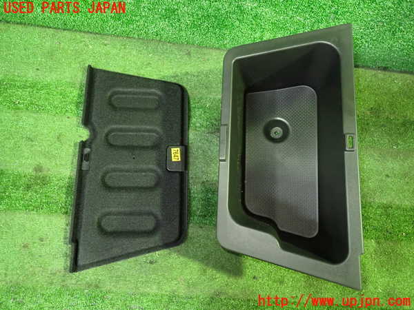 1UPJ-9234127772]シボレー・キャプティバ(型式不明)ラゲッジトレイ2 中古_2