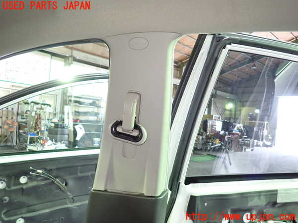 1UPJ-9234127665]シボレー・キャプティバ(型式不明)右センターピラートリム 中古_2