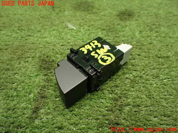 1UPJ-9234136308]GR86(BRZ)(ZN8)スイッチ3 中古_2