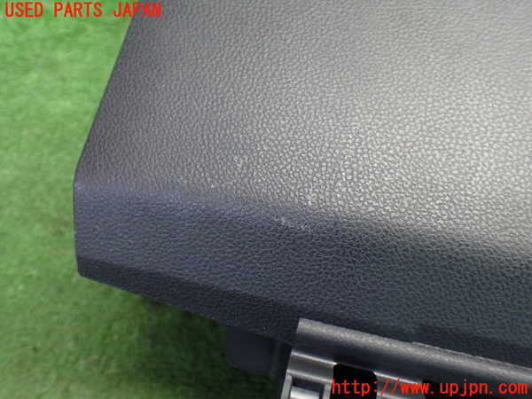 1UPJ-9234137516]GR86(BRZ)(ZN8)グローブボックス1 中古_3