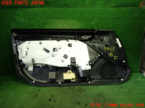 1UPJ-9234131234]GR86(BRZ)(ZN8)右前ドア内張り 中古_5