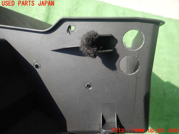1UPJ-9234147516]GR86(BRZ)(ZN8)グローブボックス1 中古_3