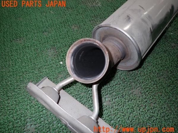 3UPJ=9234150152]ベンツ CLA180(117342 C117)純正 A2464911100 マフラー 2分割カット 中古_4