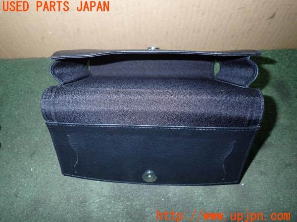 3UPJ=9234150802]ベンツ CLA180(117342 C117)取扱説明書 取説 車両マニュアル 中古_3