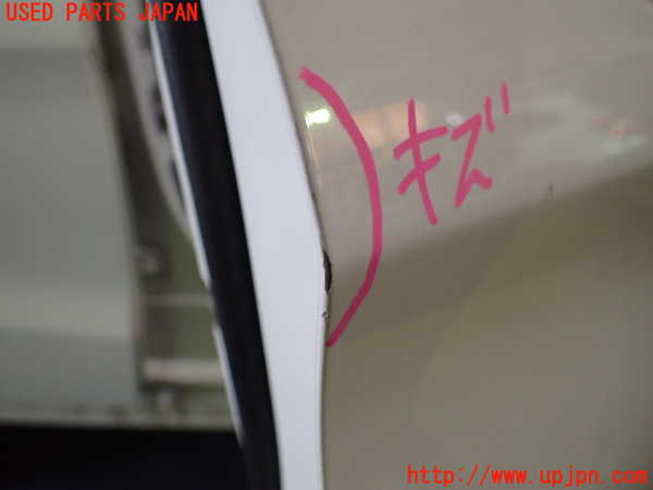 1UPJ-9234151230]ベンツ CLA180 C117(117342)右前ドア 中古_3