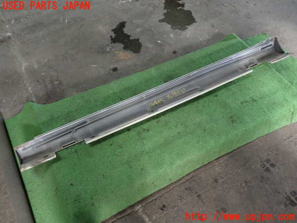 1UPJ-9234151390]ベンツ CLA180 C117(117342)右サイドステップ 中古_5