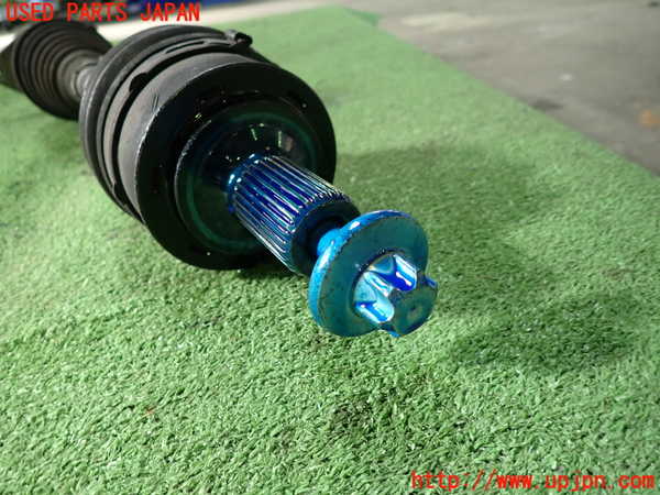 1UPJ-9234154010]ベンツ CLA180 C117(117342)右フロントドライブシャフト 中古_4