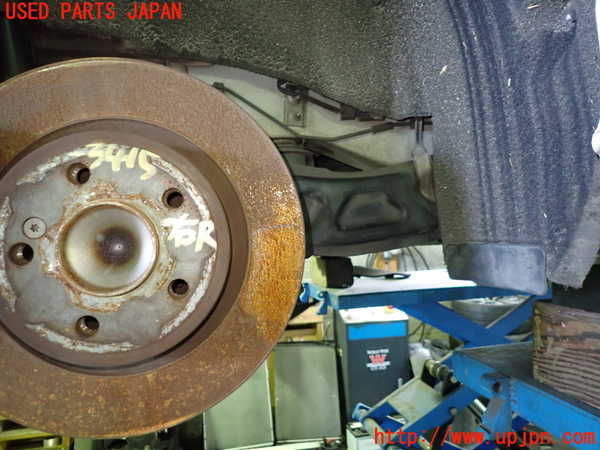 1UPJ-9234154300]ベンツ CLA180 C117(117342)右リアナックルハブ 中古_3