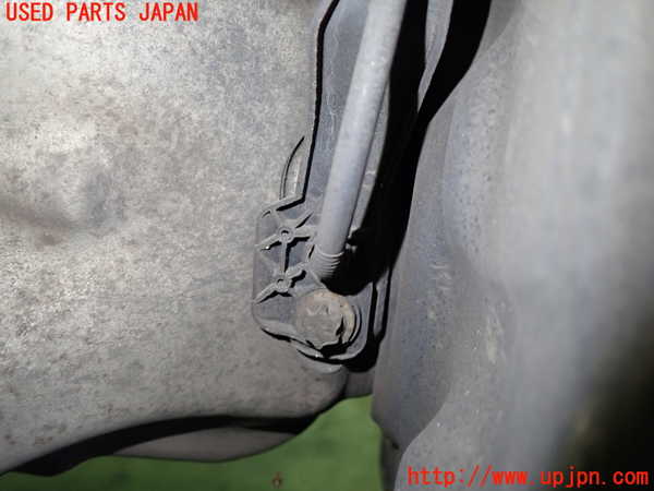 1UPJ-9234154305]ベンツ CLA180 C117(117342)左リアナックルハブ 中古_2